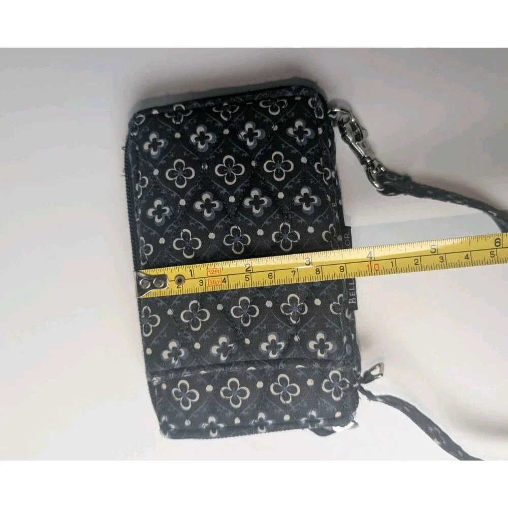 Bella Taylor Quilted Wristlet Wallet Navy Floral Cotton Zipper Snap 6x3.5